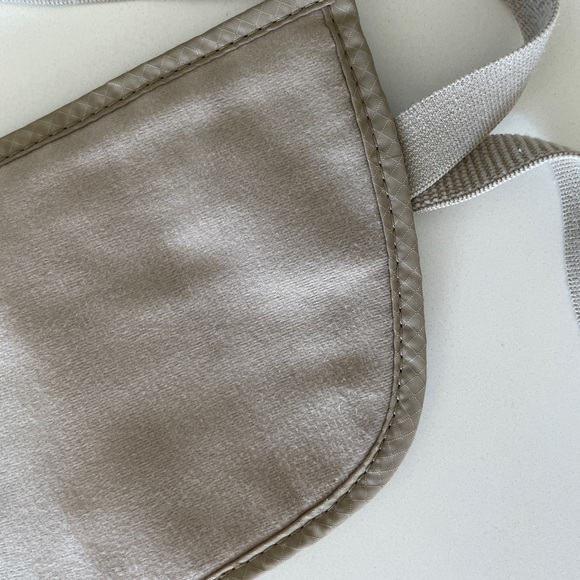 SOLD Vintage Eagle Creek Travel Wallet Fanny Pack - Picture 7 of 9